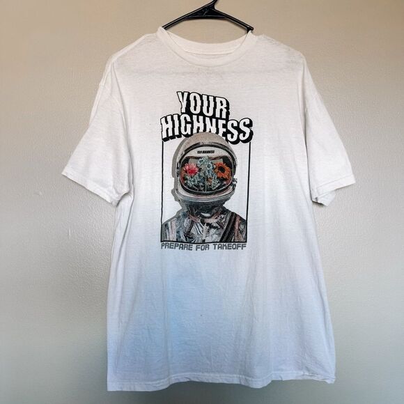 Your Highness White Crew Neck Graphic Tee Size Large - Picture 2 of 5
